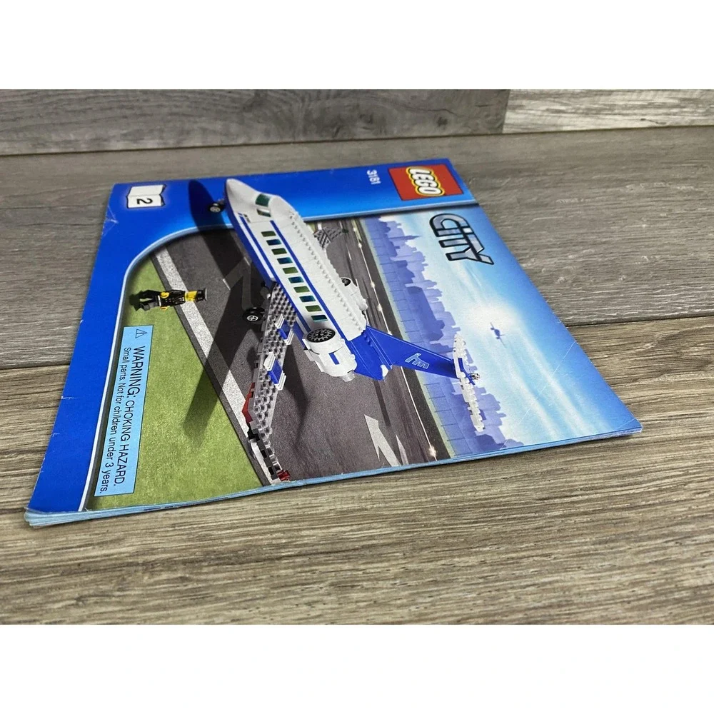 LEGO City 3181 Passenger‎ Plane Instruction Manual Book 2 2010 Illustrated